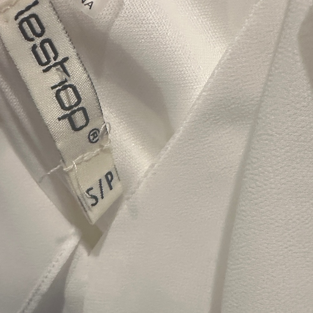 LeShop White Ruffle Dress - Picture 2 of 8